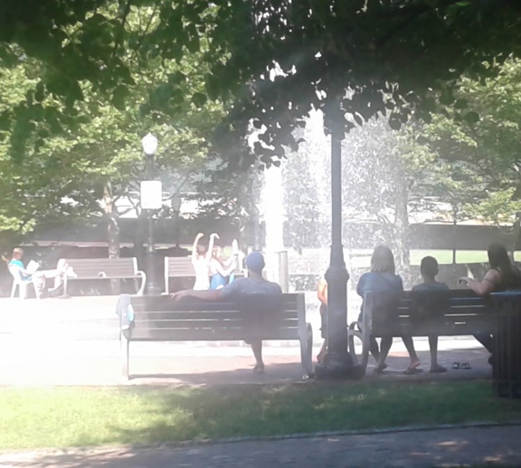 The Fountain at Centennial Park (Corning,&nbspNY)